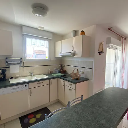 Maison Cosy Au Centre-ville, Parking - 2 Pers. - Fr-1-336-171 *